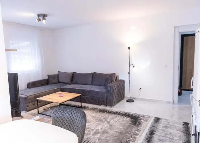 شقة Sirius نوفي بازار